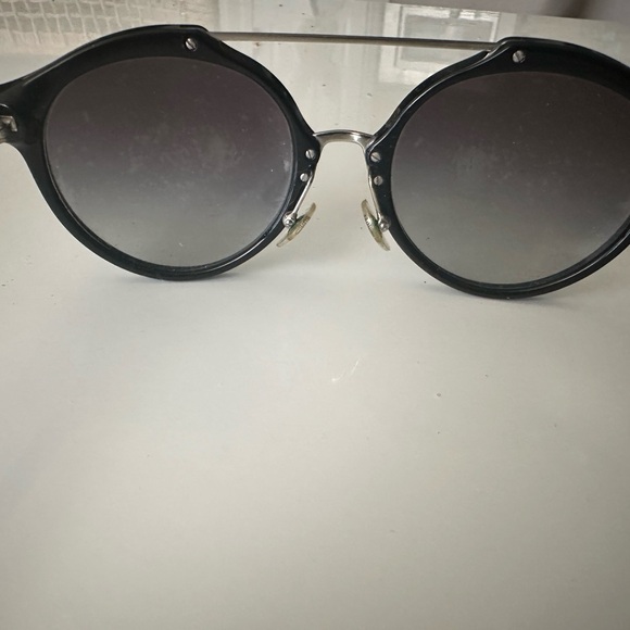 Sunglasses - Picture 5 of 5